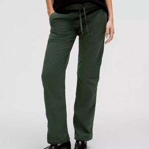 Lululemon Dance Studio Pants Legacy Green Sz 0